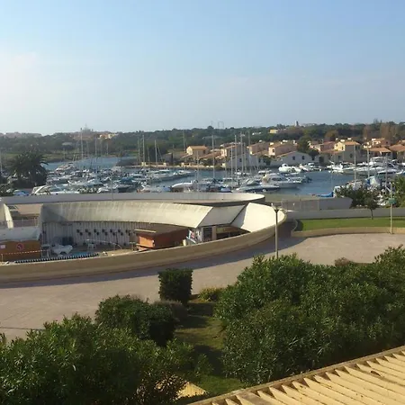 Port Ambonne Naturiste